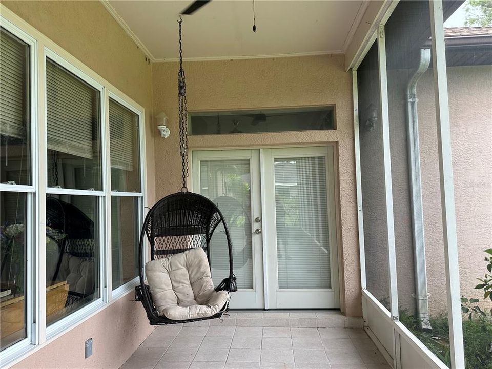 For Sale: $395,000 (3 beds, 2 baths, 2031 Square Feet)