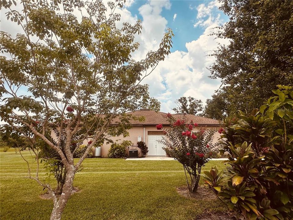 For Sale: $395,000 (3 beds, 2 baths, 2031 Square Feet)