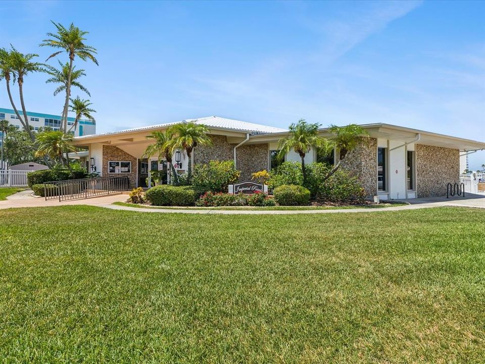 待售: $314,000 (2 贝兹, 2 浴室, 1100 平方英尺)