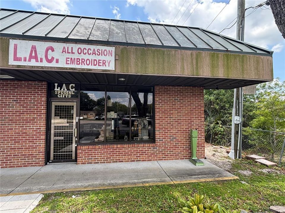 合同活跃: $225,000 (0 贝兹, 0 浴室, 1104 平方英尺)