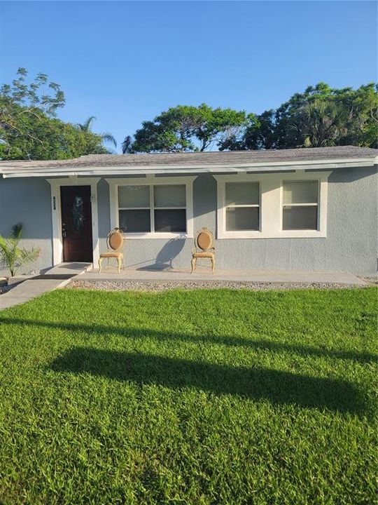 最近租的: $3,200 (4 贝兹, 2 浴室, 1641 平方英尺)