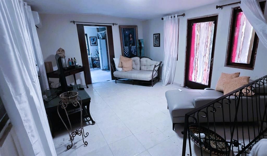 待售: $488,000 (5 贝兹, 0 浴室, 2500 平方英尺)