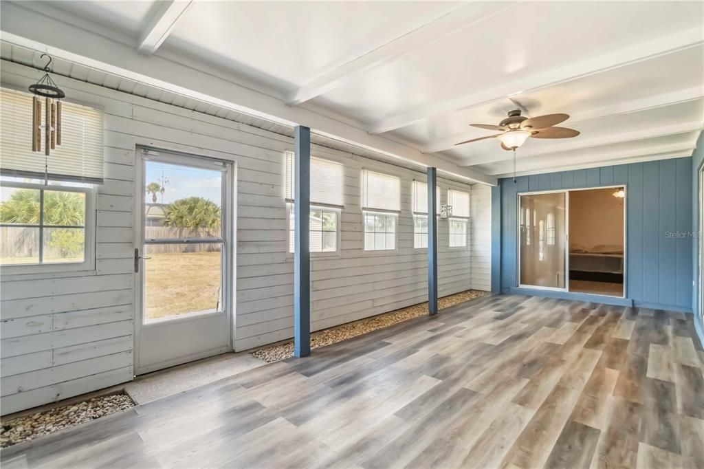 Activo con contrato: $180,000 (2 camas, 2 baños, 905 Pies cuadrados)