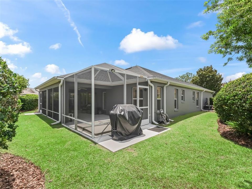 Activo con contrato: $549,500 (3 camas, 2 baños, 2000 Pies cuadrados)