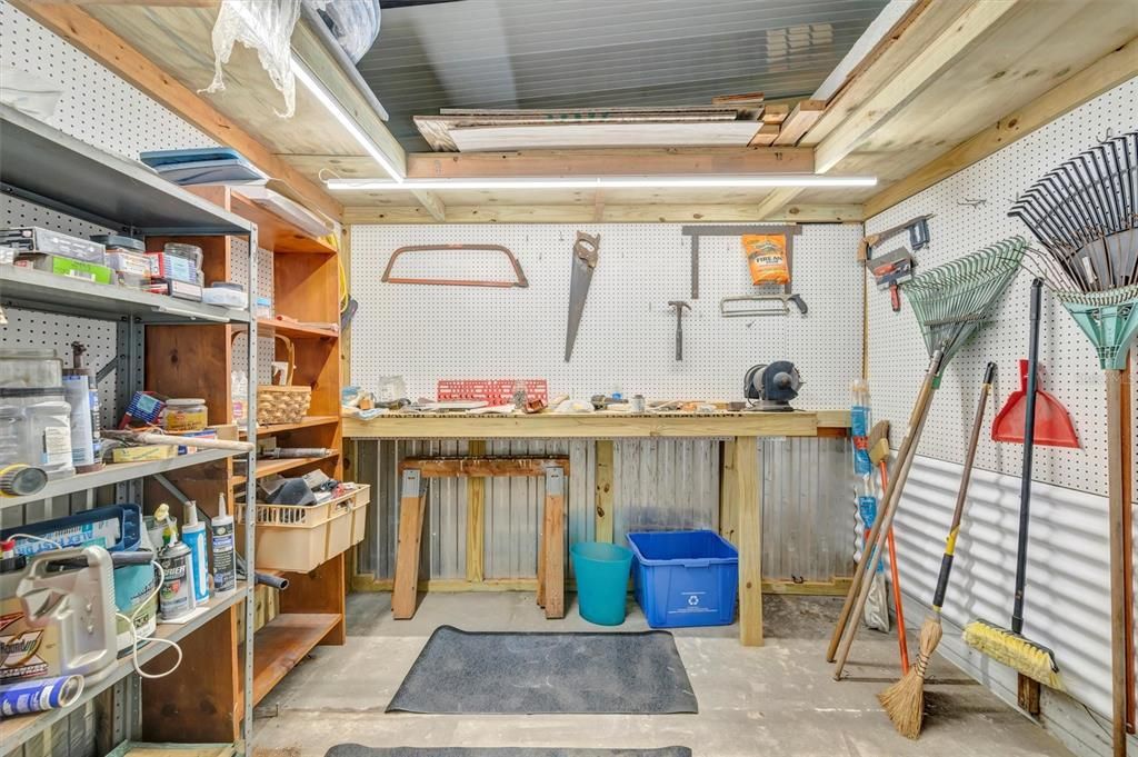 For Sale: $189,000 (2 beds, 2 baths, 732 Square Feet)