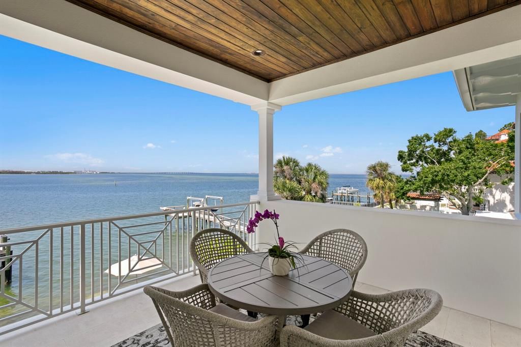 En Venta: $7,750,000 (6 camas, 6 baños, 6576 Pies cuadrados)