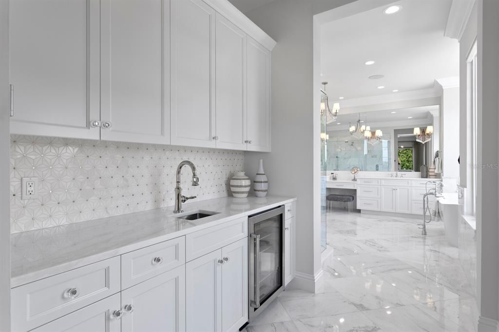 En Venta: $7,750,000 (6 camas, 6 baños, 6576 Pies cuadrados)