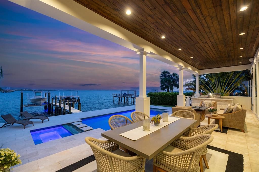 En Venta: $7,750,000 (6 camas, 6 baños, 6576 Pies cuadrados)