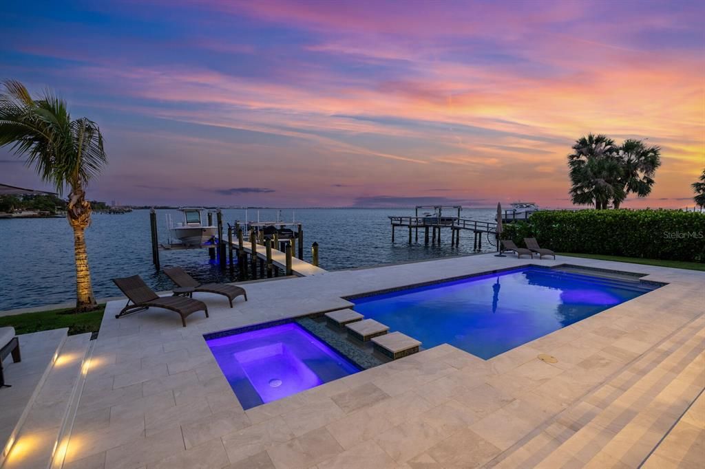 En Venta: $7,750,000 (6 camas, 6 baños, 6576 Pies cuadrados)