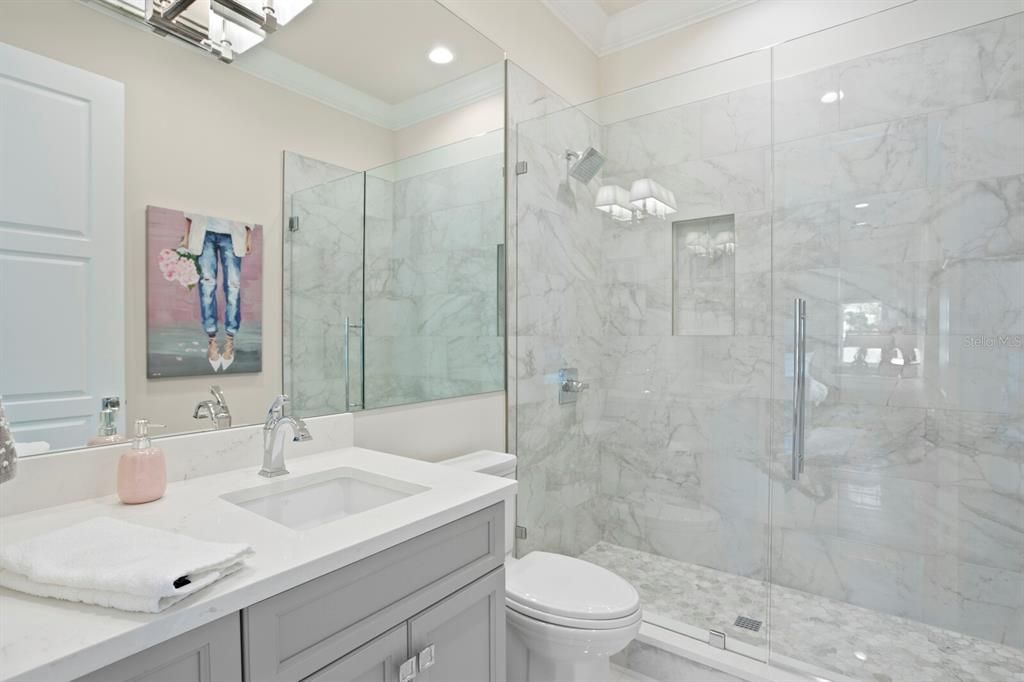 En Venta: $7,750,000 (6 camas, 6 baños, 6576 Pies cuadrados)