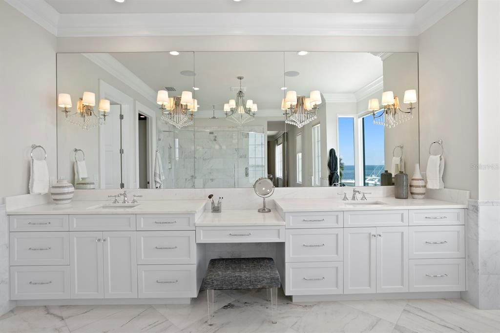 En Venta: $7,750,000 (6 camas, 6 baños, 6576 Pies cuadrados)