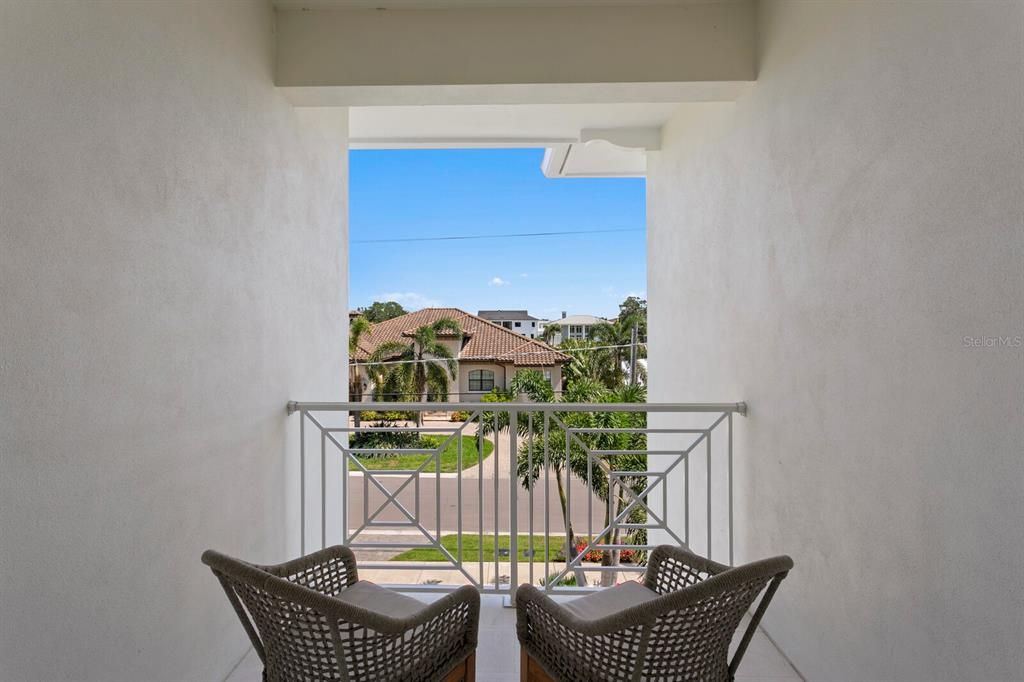 En Venta: $7,750,000 (6 camas, 6 baños, 6576 Pies cuadrados)