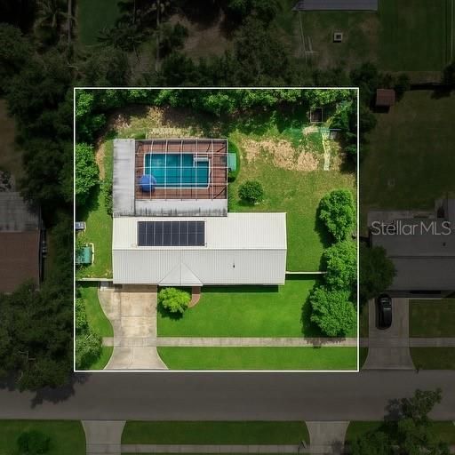 For Sale: $354,000 (3 beds, 3 baths, 2213 Square Feet)