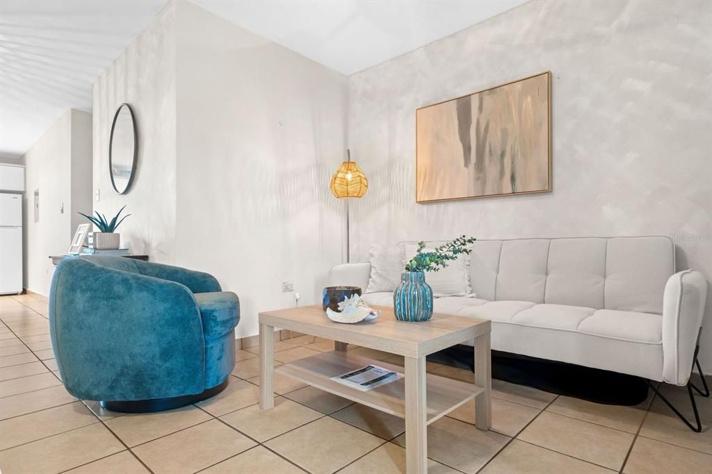 Active With Contract: $329,000 (3 beds, 2 baths, 1168 Square Feet)