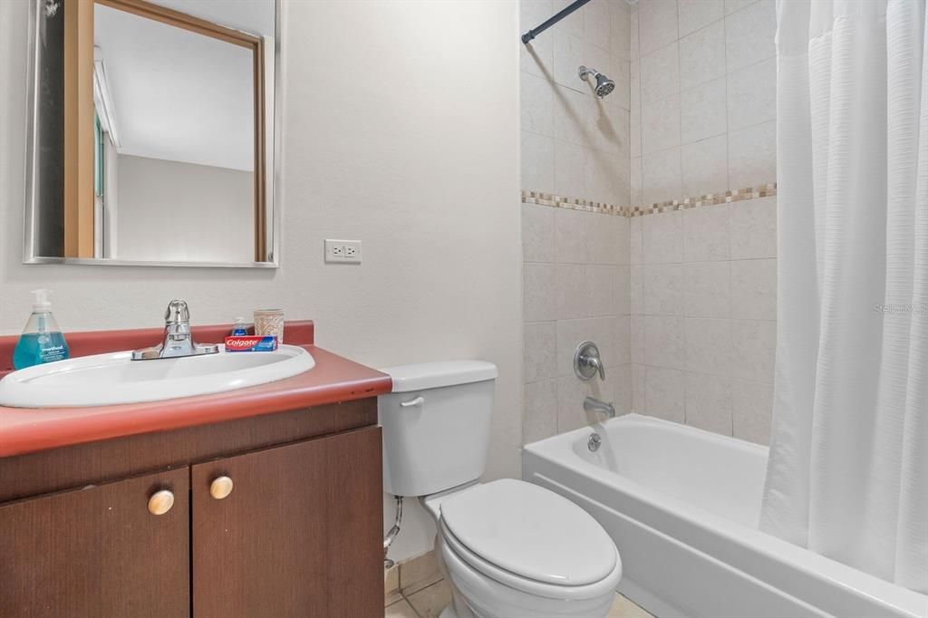 Active With Contract: $329,000 (3 beds, 2 baths, 1168 Square Feet)