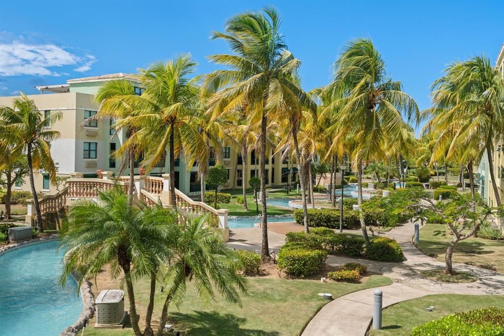 Active With Contract: $329,000 (3 beds, 2 baths, 1168 Square Feet)