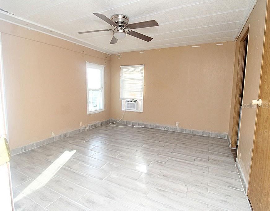 En Renta: $1,350 (2 camas, 2 baños, 1012 Pies cuadrados)