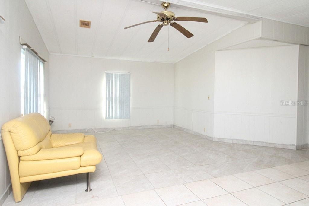 En Renta: $1,350 (2 camas, 2 baños, 1012 Pies cuadrados)