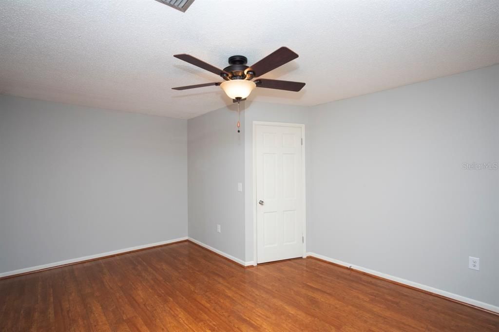 待售: $650,000 (3 贝兹, 2 浴室, 1904 平方英尺)