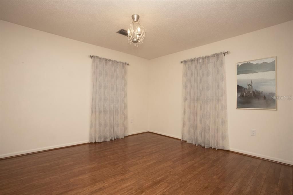 待售: $650,000 (3 贝兹, 2 浴室, 1904 平方英尺)