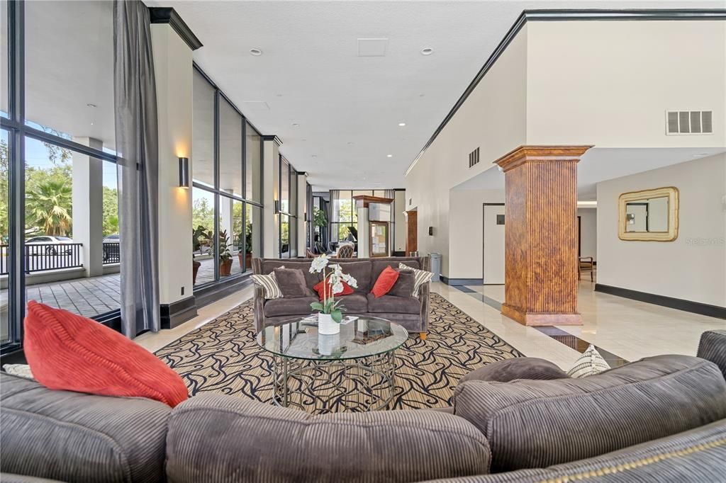 For Sale: $310,000 (2 beds, 2 baths, 1250 Square Feet)