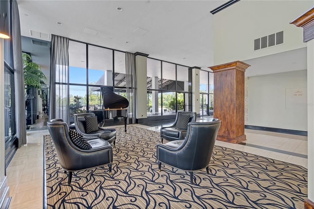 For Sale: $310,000 (2 beds, 2 baths, 1250 Square Feet)