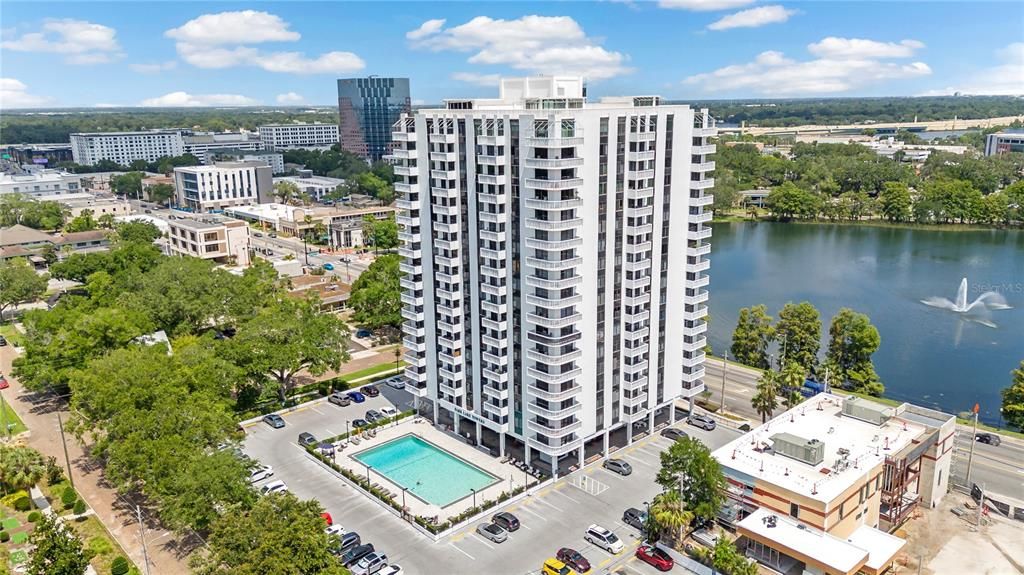 For Sale: $310,000 (2 beds, 2 baths, 1250 Square Feet)