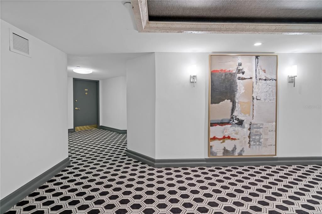 For Sale: $310,000 (2 beds, 2 baths, 1250 Square Feet)