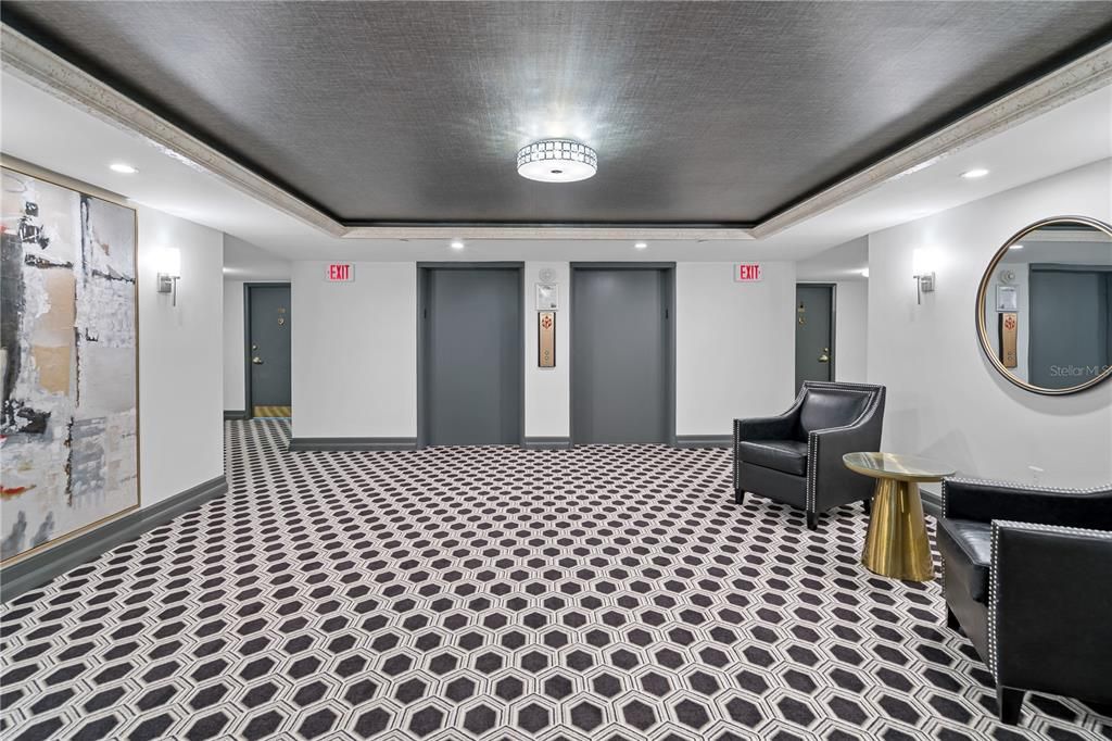 For Sale: $310,000 (2 beds, 2 baths, 1250 Square Feet)