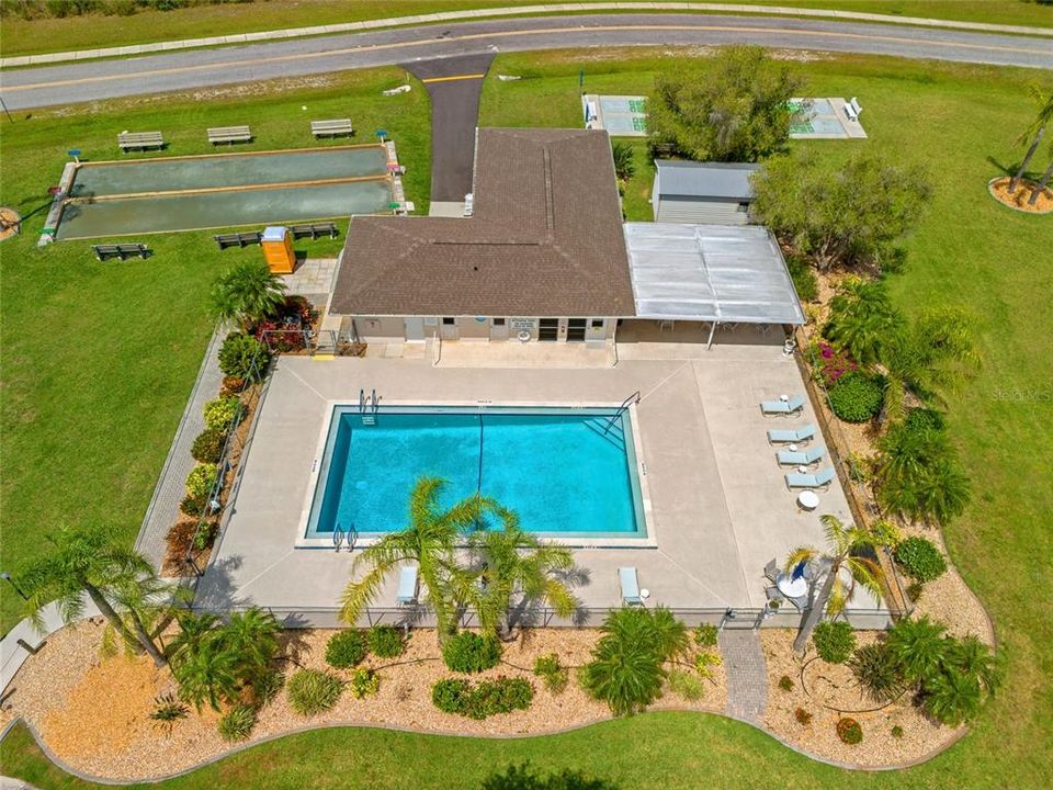 待售: $158,000 (2 贝兹, 2 浴室, 927 平方英尺)