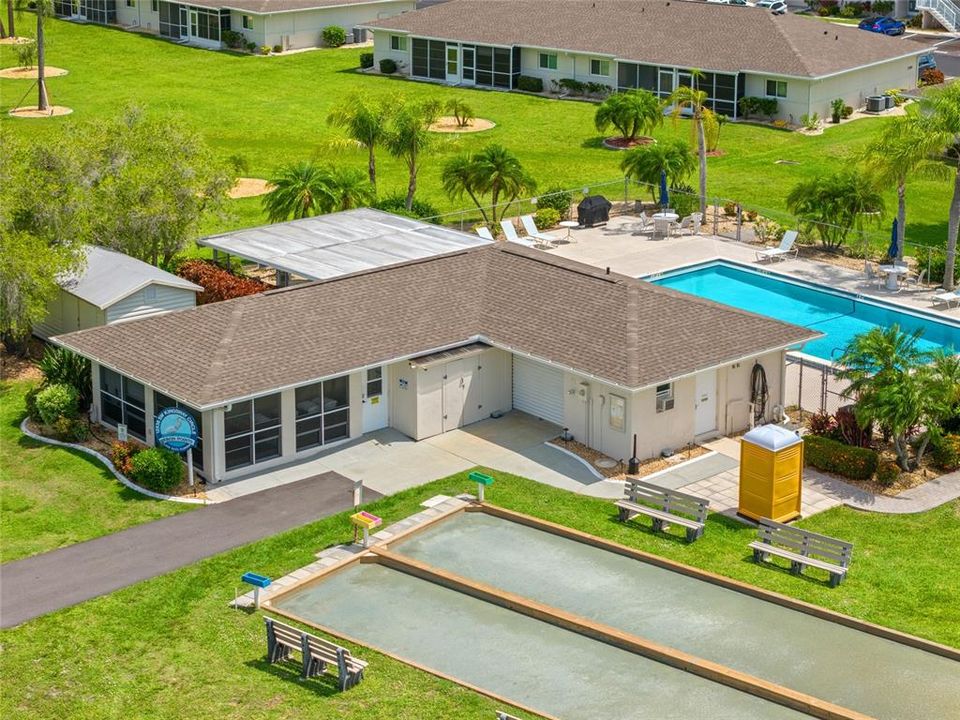 待售: $158,000 (2 贝兹, 2 浴室, 927 平方英尺)