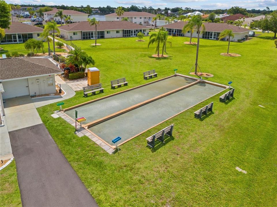 待售: $158,000 (2 贝兹, 2 浴室, 927 平方英尺)