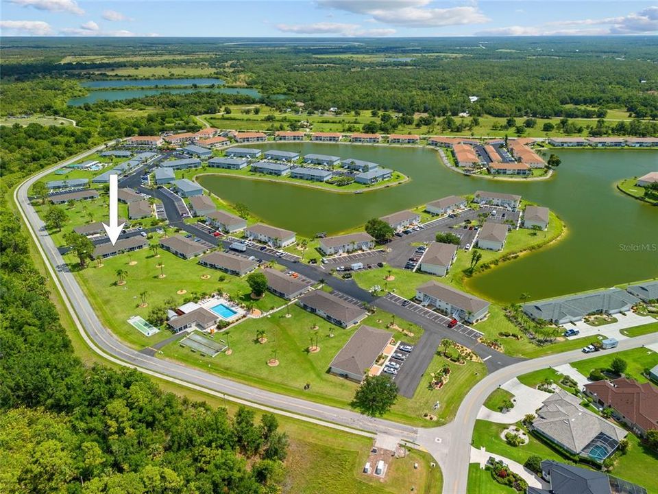 待售: $158,000 (2 贝兹, 2 浴室, 927 平方英尺)