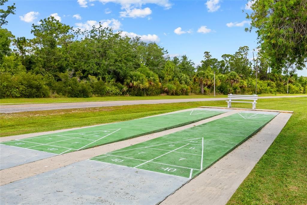 待售: $158,000 (2 贝兹, 2 浴室, 927 平方英尺)