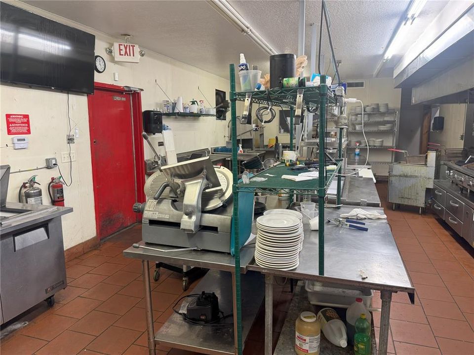 待售: $1,100,000 (0 贝兹, 0 浴室, 6152 平方英尺)