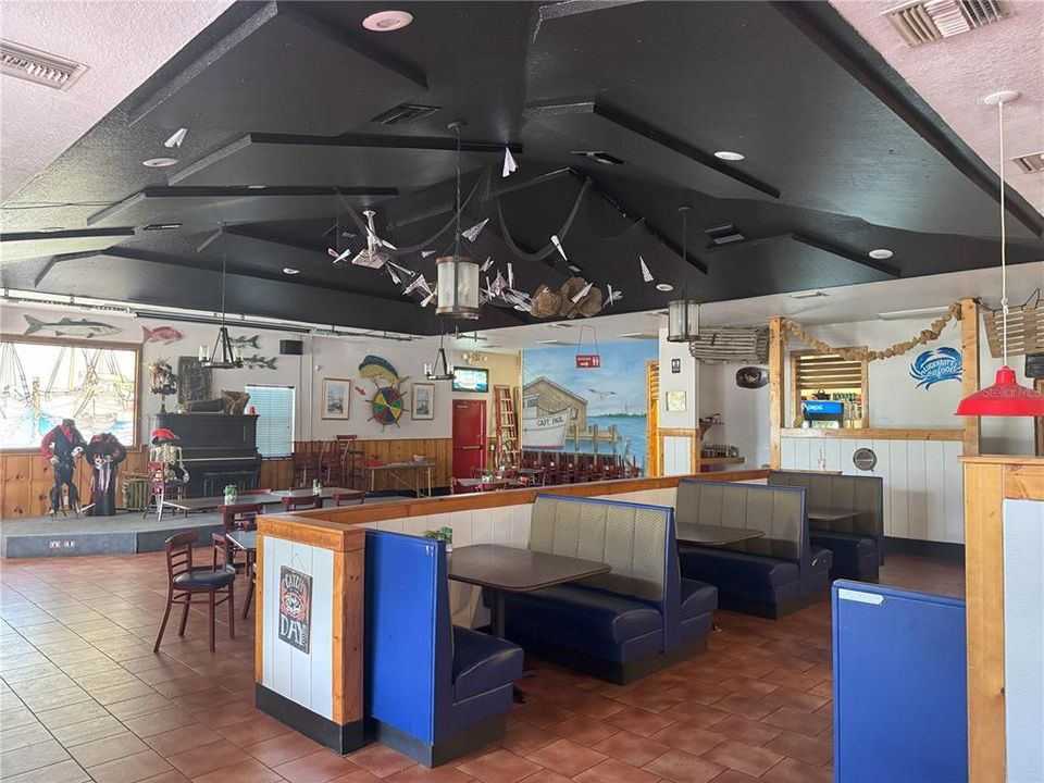 待售: $1,100,000 (0 贝兹, 0 浴室, 6152 平方英尺)