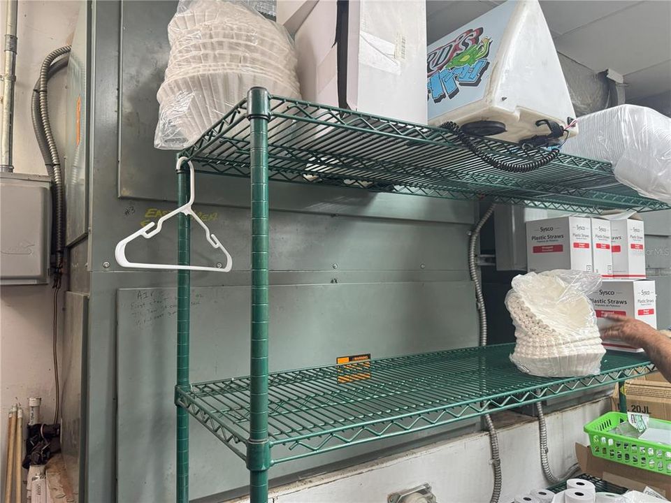 待售: $1,100,000 (0 贝兹, 0 浴室, 6152 平方英尺)