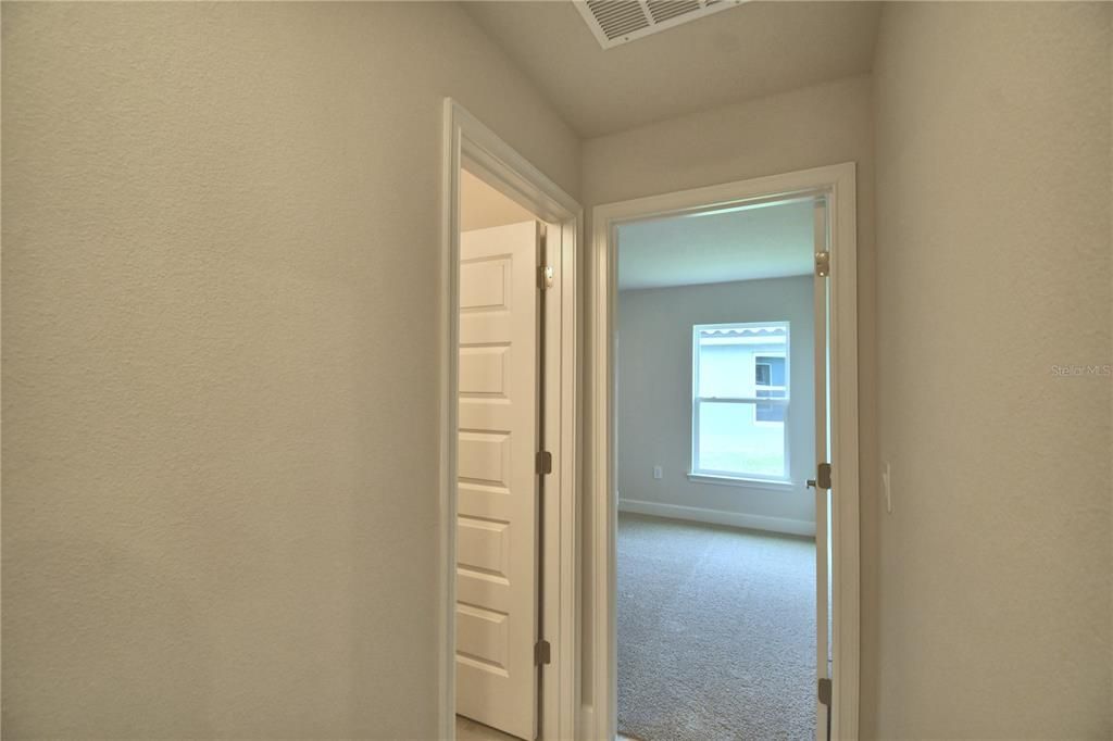 合同活跃: $546,792 (4 贝兹, 3 浴室, 2508 平方英尺)