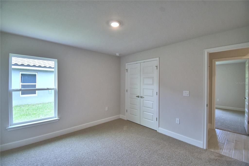 合同活跃: $546,792 (4 贝兹, 3 浴室, 2508 平方英尺)