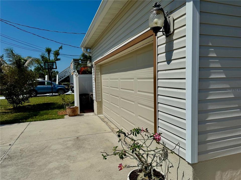 合同活跃: $344,900 (3 贝兹, 2 浴室, 1390 平方英尺)