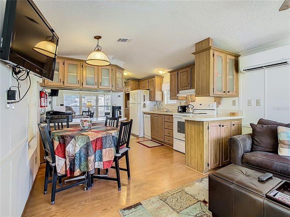 Activo con contrato: $119,900 (1 camas, 1 baños, 726 Pies cuadrados)