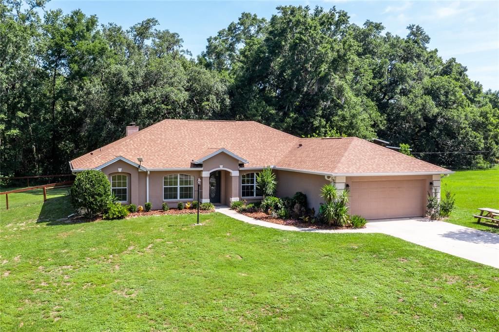 Recently Sold: $469,000 (4 beds, 2 baths, 2359 Square Feet)