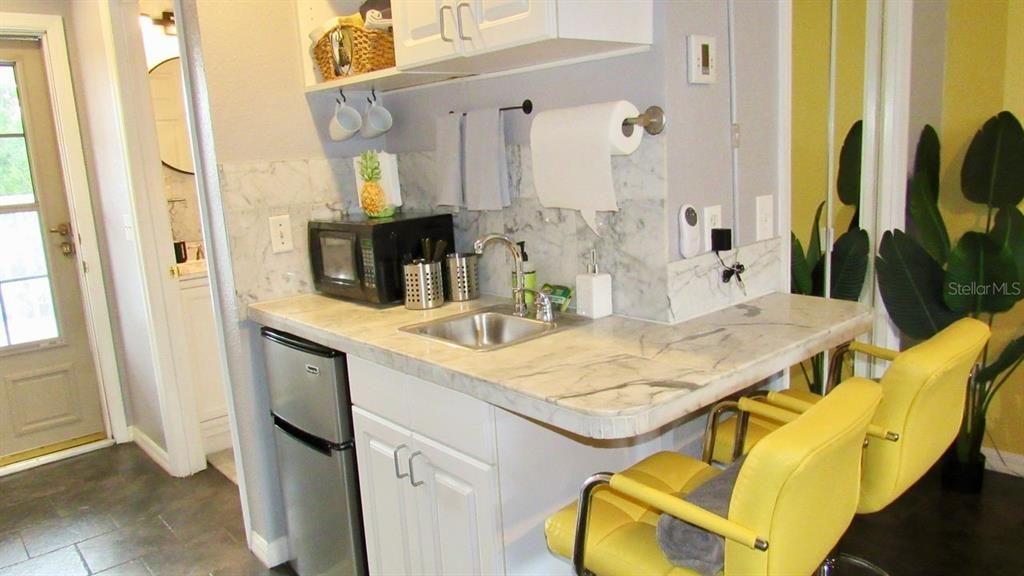 待售: $243,900 (2 贝兹, 2 浴室, 1135 平方英尺)