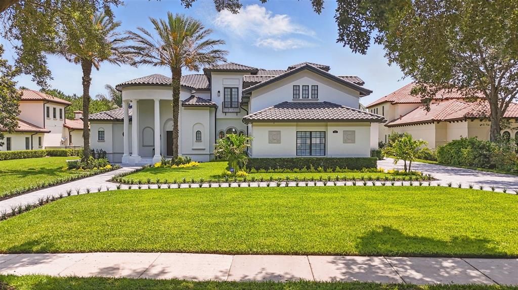 For Sale: $6,800,000 (5 beds, 5 baths, 6257 Square Feet)