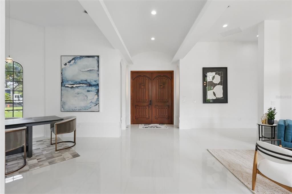 For Sale: $6,800,000 (5 beds, 5 baths, 6257 Square Feet)