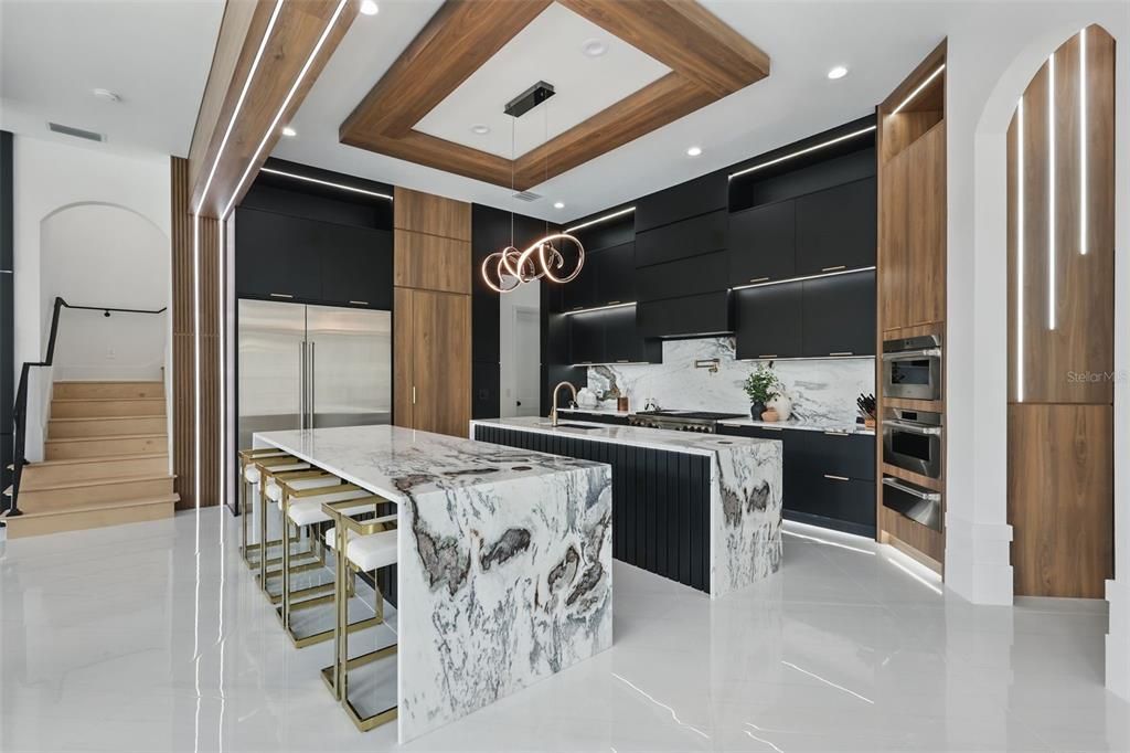 For Sale: $6,800,000 (5 beds, 5 baths, 6257 Square Feet)