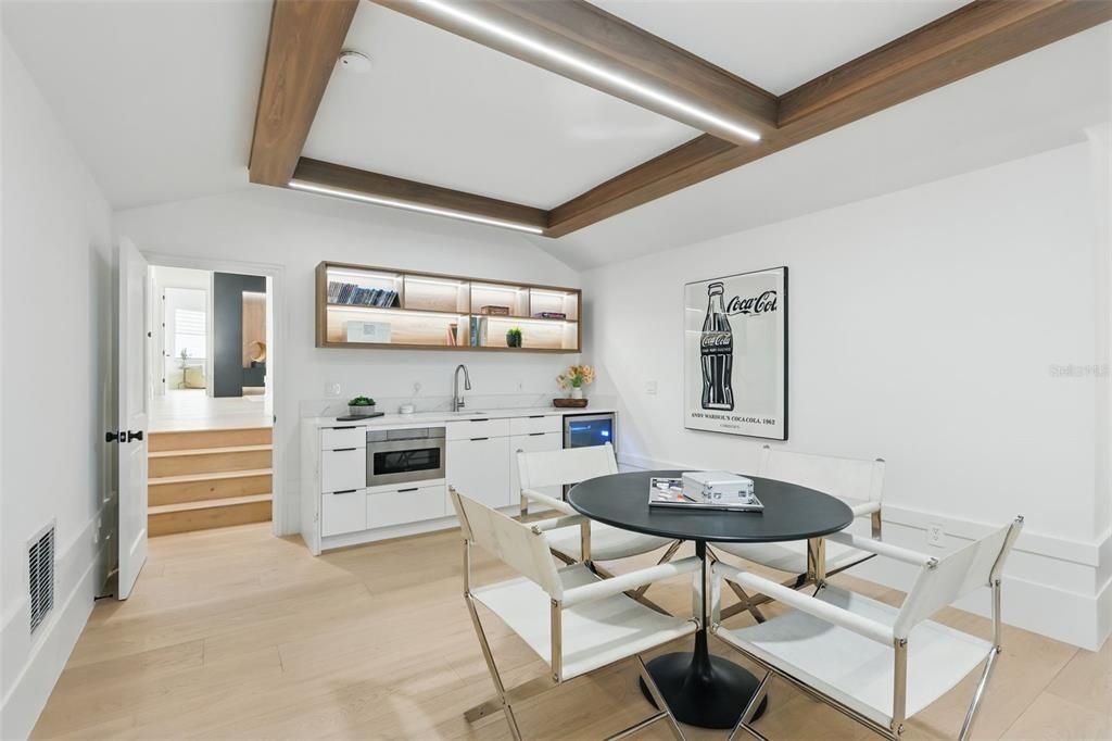 For Sale: $6,800,000 (5 beds, 5 baths, 6257 Square Feet)