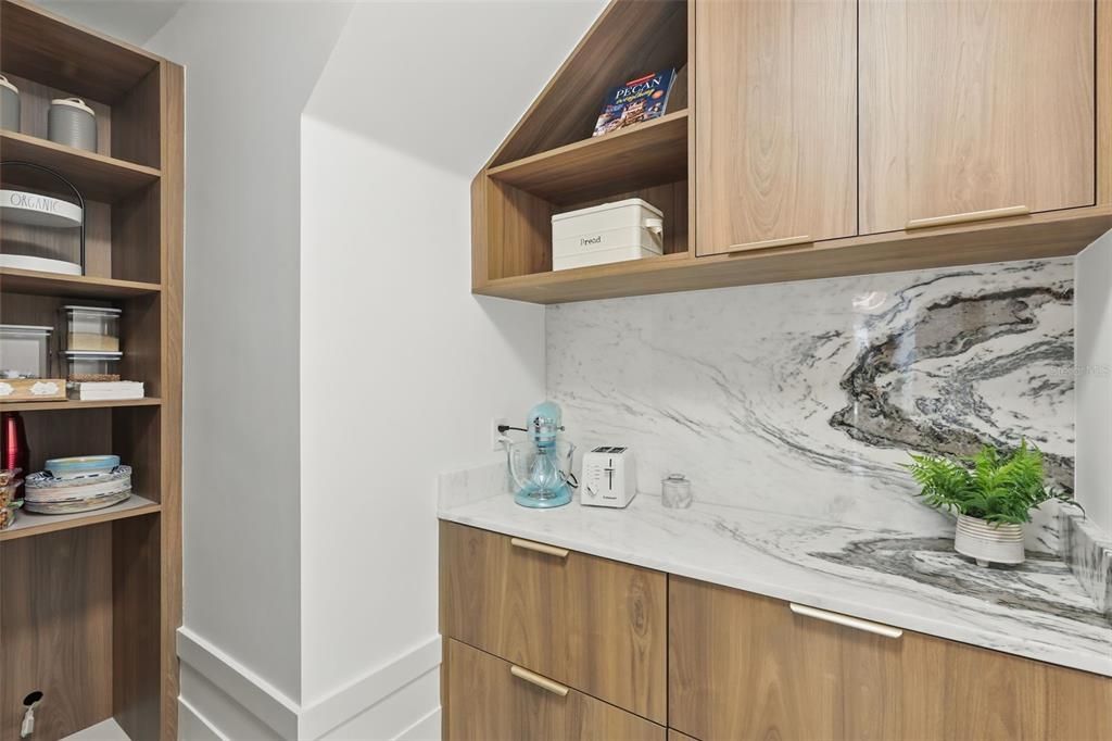 For Sale: $6,800,000 (5 beds, 5 baths, 6257 Square Feet)