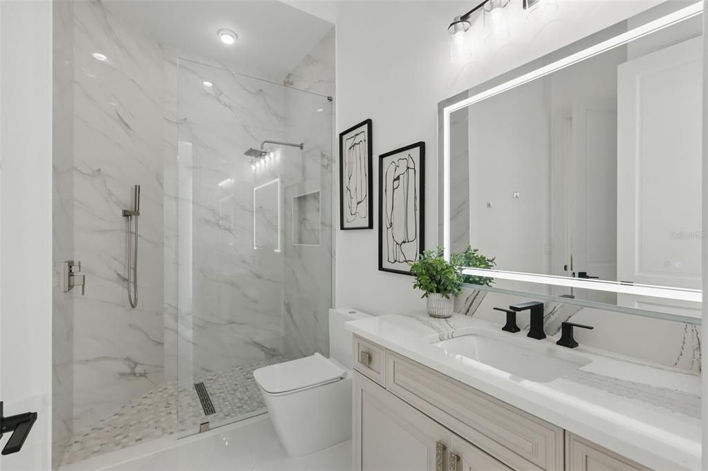 For Sale: $6,800,000 (5 beds, 5 baths, 6257 Square Feet)