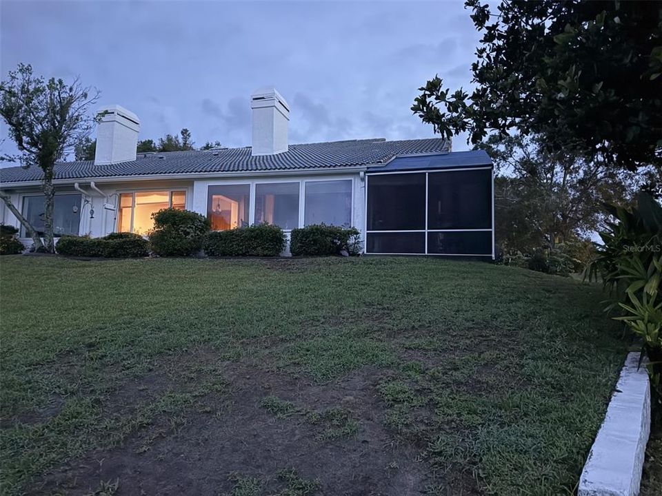 Под контрактом: $299,900 (3 спален, 2 ванн, 2028 Квадратных фут)